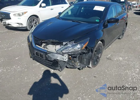 2017 Nissan Altima 2.5 Sr z USA, uszkodzony, nr VIN 1N4AL3AP7HC285756